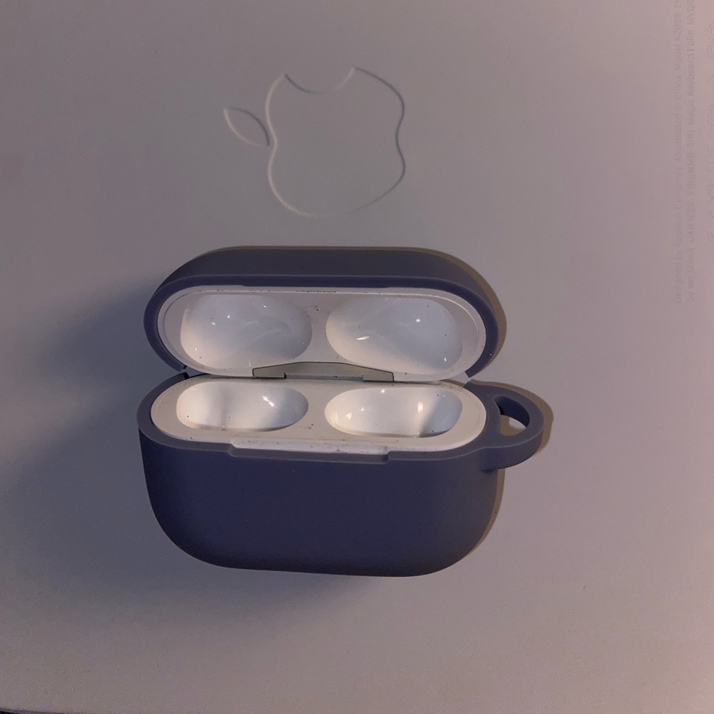 Airpods pro’s case